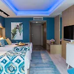 Szálloda Royal Wings 5*
