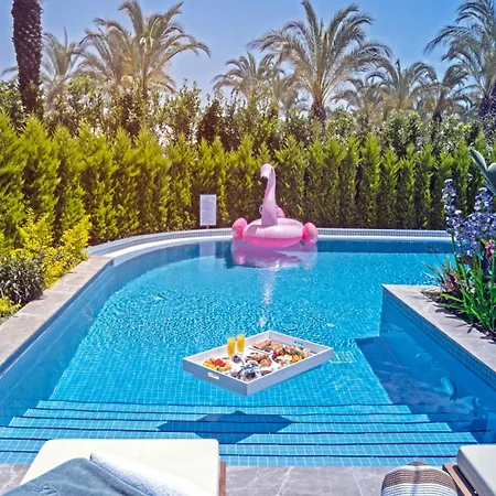 Hotel Royal Wings 5*